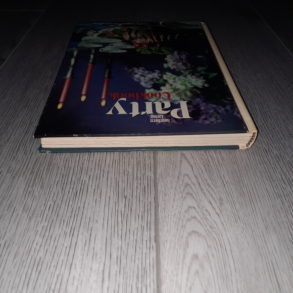 Vintage Southern Living Party Cookbook - Picture 4 of 8